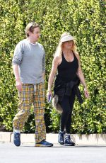 GOLDIE HAWN Out and About in Brentwood 03/25/2020