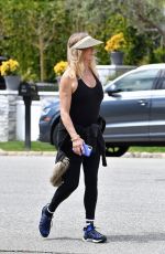 GOLDIE HAWN Out and About in Brentwood 03/25/2020