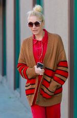 GWEN STEFANI Out in Los Angeles 03/06/2020