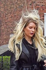HANA CROSS and LOTTIE MOSS Out Smoking in Notting Hill 03/11/2020