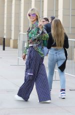 HEIDI KLUM Arrives at America