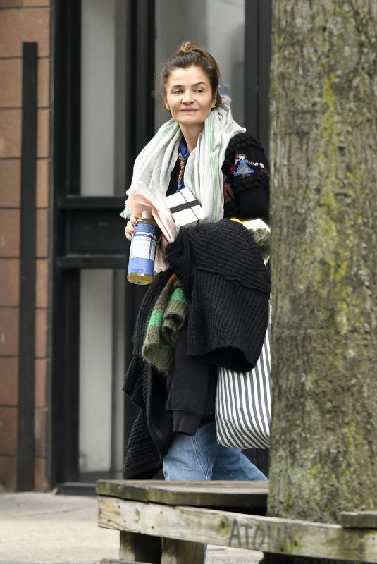 HELENA CHRISTENSEN Out Buys Flowers in New York 03/26/2020