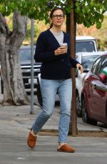JENNIFER GARNER Out and About in Brentwood 03/11/2020
