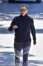 JENNIFER GARNER Out for Walk during Covid Quarantine in Los Angeles 03/27/2020