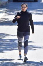 JENNIFER GARNER Out for Walk during Covid Quarantine in Los Angeles 03/27/2020