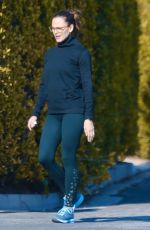 JENNIFER GARNER Out Hiking in Pacific Palisades 03/26/2020