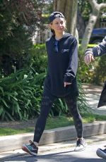 JENNIFER MEYER Out Hiking in Brentwood 03/27/2020