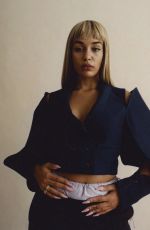 JORJA SMITH in L
