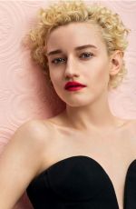 JULIA GARNER in S Moda Magazine, APril 2020