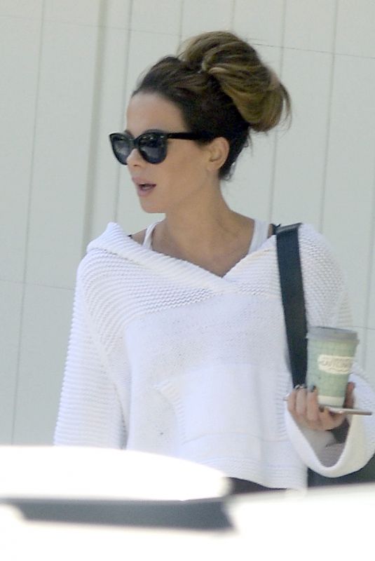 KATE BECKINSALE Arrives at Her Home in Los Angeles 03/13/2020