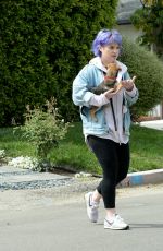 KELLY OSBOURNE Leaves Her Brother