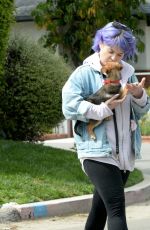 KELLY OSBOURNE Leaves Her Brother