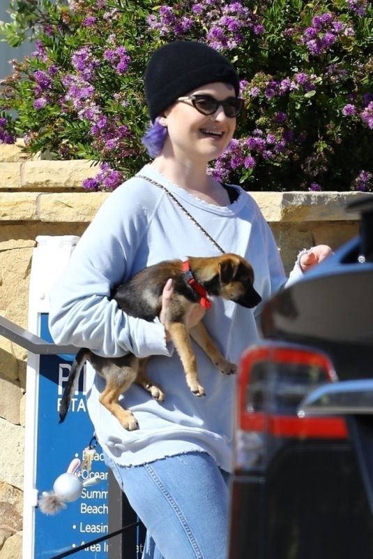 KELLY OSBOURNE Out with Her Dog in Malibu 03/30/2020
