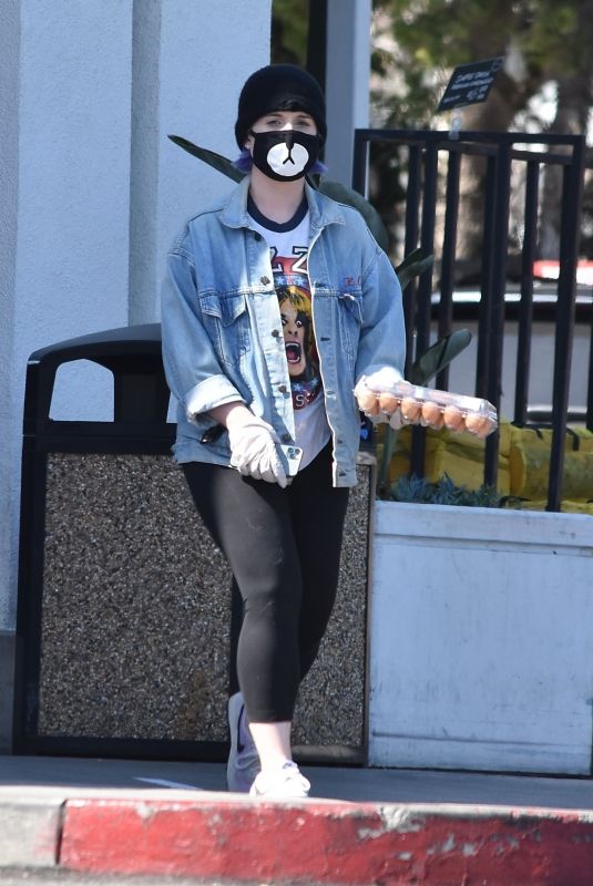 KELLY OSBOURNE with Face Mask Out Shopping Eggs in Los Angeles 03/26/2020