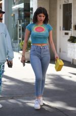 KELSEY CALEMINE Heading to Croft Alley in Beverly Hills 03/03/2020