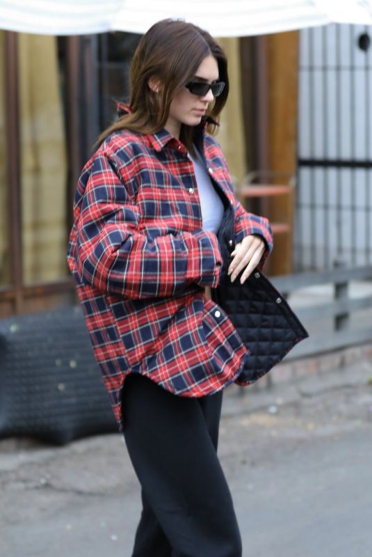 KENDALL JENNER Out for Coffee in Melrose Place 03/09/2020