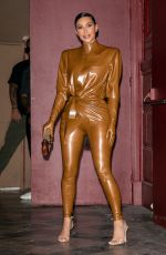 KIM KARDASHIAN Leaves Kanye West