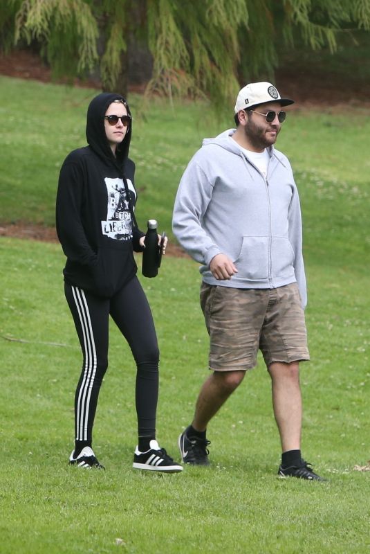 KRISTEN STEWART Out with Friends at a Park in Los Feliz 03/21/2020