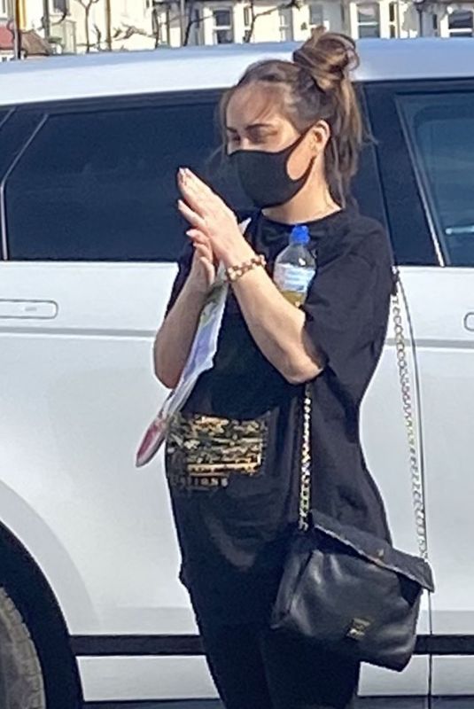 LAURYN GOODMAN Wearing Face Mask Out in London 03/26/2020