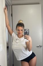 LINDSEY PELAS - Instagram Photos 03/17/2020