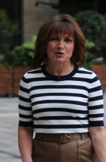 lLORRAINE KELLY Leaves ITV Studios in London 03/04/2020