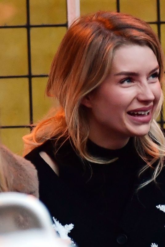 LOTTIE MOSS at Bluebird Cafe in London 02/26/2020