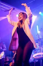 LOUISE REDKNAPP Opens Her UK Tour in Southampton 03/12/2020