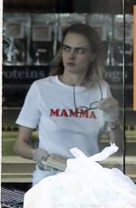 mix - ashley benson, cara delevingne, and kaia gerber shopping in west hollywood - 3/15//20 | celebrityparadise - hollywood , celebrities , babes & more