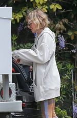 NAOMI WATTS Wears Latex Gloves Out Shopping in Los Angeles 03/25/2020