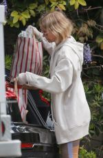 NAOMI WATTS Wears Latex Gloves Out Shopping in Los Angeles 03/25/2020