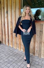 NATASHA OAKLEY - Instagram Photos, March 2020