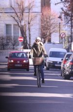 PIPPA MIDDLETON on Ber Bicycle Out in London 03/23/2020