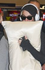Pregnant KATY PERRY Arrives at Airport in Sydney 03/12/2020