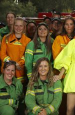 Pregnant KATY PERRY Perfors on Concert for Firefighters and Bushfire Victims in Bright 03/11/2020