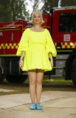 Pregnant KATY PERRY Perfors on Concert for Firefighters and Bushfire Victims in Bright 03/11/2020