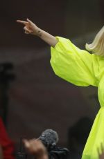 Pregnant KATY PERRY Perfors on Concert for Firefighters and Bushfire Victims in Bright 03/11/2020