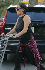 Pregnant NIKKI BELLA Shopping at Whole Foods in Sherman Oaks 03/11/2020