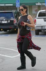 Pregnant NIKKI BELLA Shopping at Whole Foods in Sherman Oaks 03/11/2020