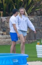 Pregnant SOPHIE TURNER and Joe Jonas on Erly Baby Moon in Cabo San Lucas 03/07/2020