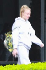 Pregnant SOPHIE TURNEROut and About in Los Angeles 03/10/2020