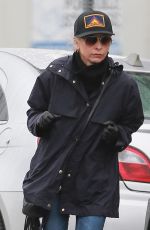 SARAH MICHELLE GELLAR Leaves Bristol Farms in Los Angeles 03/13/2020