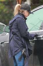 SARAH MICHELLE GELLAR Leaves Bristol Farms in Los Angeles 03/13/2020