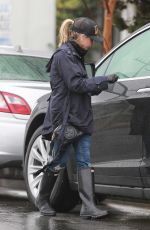 SARAH MICHELLE GELLAR Leaves Bristol Farms in Los Angeles 03/13/2020