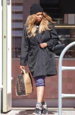 TYRA BANKS Out Sopping in Los Angeles 03/25/2020