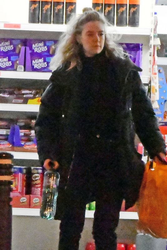 VANESSA KIRBY Out Shopping in London 03/20/2020