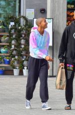 WILLOW SMITH Leaves Whole Foods in Malibu 03/28/2020