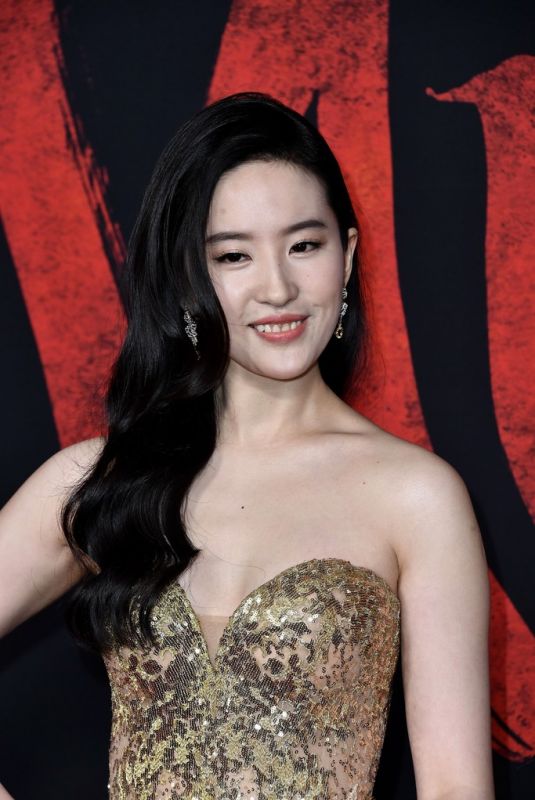 YIFEI LIU at Mulan Premiere in Hollywood 03/09/2020