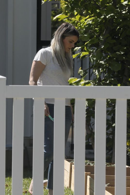 ALI FEDOTOWSKY Out Gardening in Her Front Yard 04/11/2020