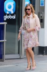 AMANDA HOLDEN Leaves Heart Radio in London 04/08/2020