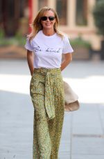AMANDA HOLDEN Leaves Heart Radio in London 04/09/2020
